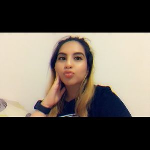 Meet your Posher, Stacy